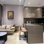 Cần cho thuê nhanh căn 1 phòng ngủ nội thất siêu đẹp, tại the marq quận 1. giá thuê: 30 triệu/tháng