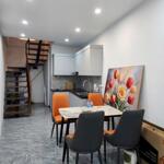 Bán nhà dân xây Trương Định, 5T, MT 9m, 5,7 tỷ, Lh: 0984417892.