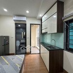 Bán tòa chdv chùa láng 18 phòng kk, dt 1 tỷ/năm, ba gác thông, 10m ra ô tô tránh, kd, 85m2