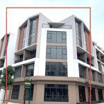 Căn góc đẹp nhất phân khu ánh dương 7 ad7-38
dt 147,62m, dt xây 286,9m
giá chỉ 23,312 tỷ