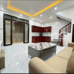 Chỉ 6.7 tỷ, nhà vạn phúc - hà đông, 32m2, 5 tầng,mặt tiền5.5m, xách valy ở, phố cổ, đẹp, hiếm