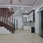 Bán nhà chính chủ 5 phòng ngủ 4 vệ sinh30m2 tại đông thiên, vĩnh hưng, hoàng mai, hn, 5,xtỷ hot!
