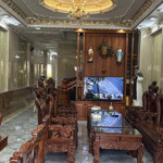 Nhà Nội Thất Gỗ Đỏ, 1 Trệt 3 Lầu 1 Tum Tại Trung Tâm Lái Thiêu,Diện Tíchsàn 586M2 Giá Cả Thương Lương