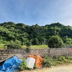 Siêu phẩm nghỉ dưỡng có dt 2175m2 (200m2 ont) view nhìn ra cánh đồng núi đá, cách đường hcm 1km