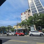 Bán căn hộ 6 tầng mt hồ nghinh đoạn vip nhất. dt 107m2 hướng đông hiếm có. đang cho thuê 60tr/th