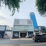 Bán nhà siêu vị trí - mặt tiền hai bà trưng, quận 3 - dt 10x20m - 200m2 - 4 tầng - giá 100 tỷ