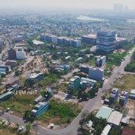 Hàng Hiếm! Lô Đường Lớn Thông Thẳng Đh Fpt Cách 50M Tới Trường Ngang 6M, Liên Hệ: 0905.956.613