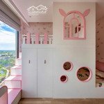 Cần bán căn 3 ngủ toà r3 onsen tầng đẹp nhà full đồ giá 6.5 tỷ lh 0961694919