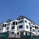 Biệt thự song lập khu nhà ở vạn xuân diện tích 180 giá bán 37,5 tỷ liên hệ: 0966117833