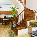 Cần bán 42,3m2 nhà 4 tầng khu tđc giang biên. đường phân lô bàn cờ, bạt ngàn tiện ích