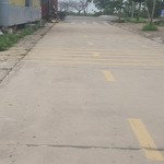 Bán lô góc -kinh doanh -view hồ - ô tô tránh tại mê linh