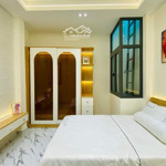 Cần tiền đi nước ngoài bán nhà hẻm 6m. giá 2,68 tỷ . lê quang sung, phường 6, quận 6. lh 0765369477