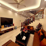 Hiếm, bán nhà mỹ đình - 42m2, dân xây cực kỳ chắn, vị trí đẹp, gần ngõ kd, giá chỉ 7.8 tỷ.