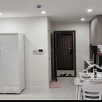 Cần cho thuê căn hộ officetel lavida plus q7 dt 36m, giá 8.5 triệu, nội thất đầy đủ