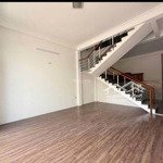 Tìm đâu ra nhà 2 tầng gần biển nguyễn tất thành giá chỉ dưới 5 tỷ?