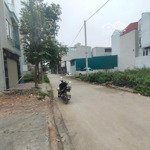 đất dịch vụ tt quang minh 61.m² phân lô vỉa hè sát kcn chỉ 4.6 tỷ!