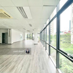 Còn duy nhất 1 sàn văn phòng tại trần thái tông, dịch vọng hậu, cầu giấy dt 200m2 giá 215.000đ/m2