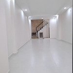 Cho Thuê Nhà Nguyên Căn 351/1A Lê Văn Sỹ, Phường 12, Quận 3
