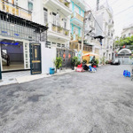 Bán nhà hà huy giáp ngang 5.5m, 1 trệt 2 lầu (5m5x12m6) full thổ cư, 4 phòng ngủ 1 phòng thờ chỉ 4.95 tỷ