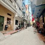 Bán nhà trần quốc hoàn, 42m2,5t, nhà 2 mặt ngõ đều ôtô tránh vào nhà, kd, sát trường sư phạm,13 tỷ.