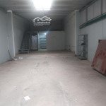 Bán nhà c4 95m2 mới phố lạc long quân có thể ở hoặc kinh doanh luôn
