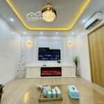 Nhà đẹp, ở sướng phố kim đồng, khu vực vip nhất hoàng mai. ô tô đỗ ngày đêm. kinh doanh sầm uất