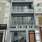 Chính Cho Thuê Số 101 Ngõ 28 Thành Thái , Diện Tích: 125M2 X 3,5T Mt: 7,2M , Đường 2 Xe Tải Tránh Nhau