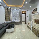 Bán nhà 4pn, 3 tầng, 5m mặt tiền, ở khương trung, thanh xuân, hà nội. giá 8 tỷ.