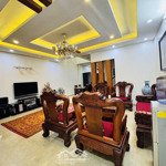 Siêu Phẩm Nhà Đẹp Dân Xây - Dọn Vào Ở Luôn - Full Nội Thất - Xóm Chợ - Phù Lỗ