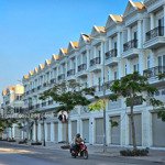 Khách Em Cần Vài Nền Tiến Lộc Gaden Nhơn Trạch Giá Hợp Lý Cọc Ngay Liên Hệ: 0908086239