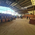 Nhà Máy Gạch 1,1 Hecta Trong Cụm Làng Gạch Long Thành. Có Tổng 20 Cửa, Đang Có Lượng Khách Ổn Định
