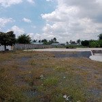 Bán đất thương mại dịch vụ và thổ cư 10.000 m2 giá 100 tỷ đường nguyễn hữu trí bến lức long an