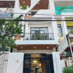 Gia Đình Tôi Bán Nhà Nguyễn Hữu Cảnh-P22-Bình Thạnh 80,1M2/ 3Tỷ770 Gần Landmark 81 Cho Thuê 25 Triệu/Th