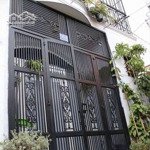 Bán Gấp Nhà Nguyễn Thị Minh Khai P Bến Nghé Q1. 49M2 Xây 2Tầng,Hẻm 5M.cách Chợ Bến Thánh Chỉ 3Phút