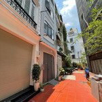Bán Nhà Siêu Đẹp Đường 3/2 P.14 Quận 10 1 Trệt 2 Lầu Sân Thượng Chỉ 10 Tỷ 5 Thương Lượng