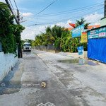 Bán Đất Ngang 10Mét Ngay Trường Cấp 2 Tân Phong. Trục Đường 2 Oto Thông. Dt: 10X12M - 3,2 Tỷ