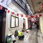 Bán nhà riêng tại đê la thành, mặt ngõ kinh doanh giá 8,98 tỷ còn thương lượng