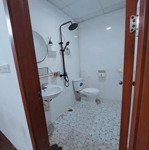 Cho Thuê Căn Hộ 2 Phòng Ngủ 70M2 Tại Chung Cư 83 Ngọc Hồi, Giá Cực Chất 8 Triệu Vnd