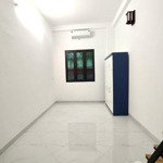 Cho thuê 10pkk gác xép có cửa sổ thoáng,pccc ngõ 291 lê trọng tấn-dương nội-hđ chỉ 3.5tr 0945134705