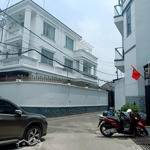 Chủ định cư nước ngoài cần bán căn nhà 3 tầng, 60m2, siêu đẹp phường linh xuân thủ đức tp hcm