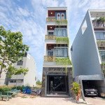 Nhà 3 lầu gần làng đại học quốc gia