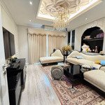 Nhà đẹp lê văn lương 30m2, 3pn, full đồ, ở luôn, kinh doanh được 6.5 tỷ