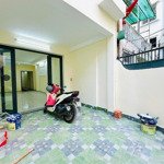 Dt Khủng 82M2 - Nguyễn Văn Đậu - Cáchhẽm Xe Hơi50M- Sân Rộng Để Xe - An Ninh - Hẻm 4M - Chỉ 6.5 Tỷ