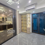 Bán Gấp Nhà Hàng Bột Đống Đa -Diện Tích46M2, 4 Phòng Ngủ- Thang Máy - Full Nội Thất - Sổ Nở Hậu - Ở Ngay