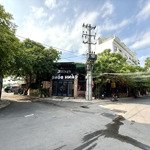 Lô góc ngã 4 khu phân lô lê đức thọ p15 gò vấp. diện tích: 239m2, dòng tiền 20 triệu/th
