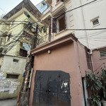 Biệt thự view hồ hoàng cầu, 3 mặt thoáng, ô tô chạy vòng quanh