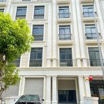 Bán nhà phố vinhomes grand park 84m | giao thô, xây dựng 244m, giá 15.8 tỷ bao hết