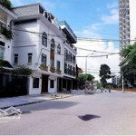 Hàng kịch độc mặt phố xuân diệu - vị trí vip nhất tây hồ: 135m 4t mt 7.6m 70 tỷ