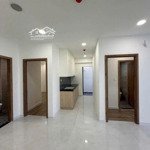 Cần bán căn 2pn-75m2 tầng cao view landmark 81 giá chỉ 2,2 tỷ (đã vat). trả trước 440tr nhận nhà