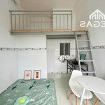 Phòng gác cao - bancol - full nội thất - ngay nguyễn oanh - cầu an lộc